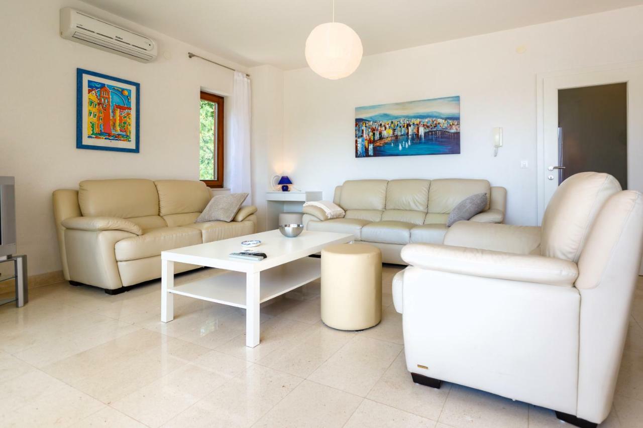 Apartman Jezevac Krk Town Exterior foto